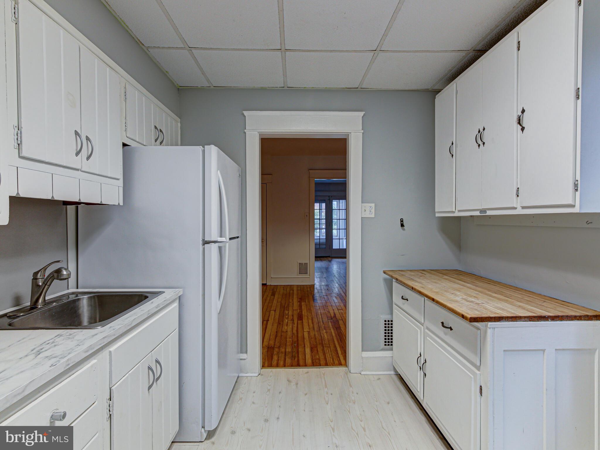 4 Vernon Road Havertown, PA 19083 - Photo 8 of 20