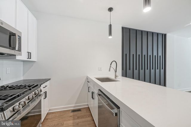 $800,000 | 1937 Wharton Street, Philadelphia, PA 19146