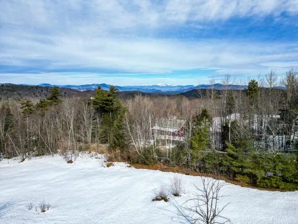 $799,000 | 12 McCormack Lane, Eaton, NH 03813