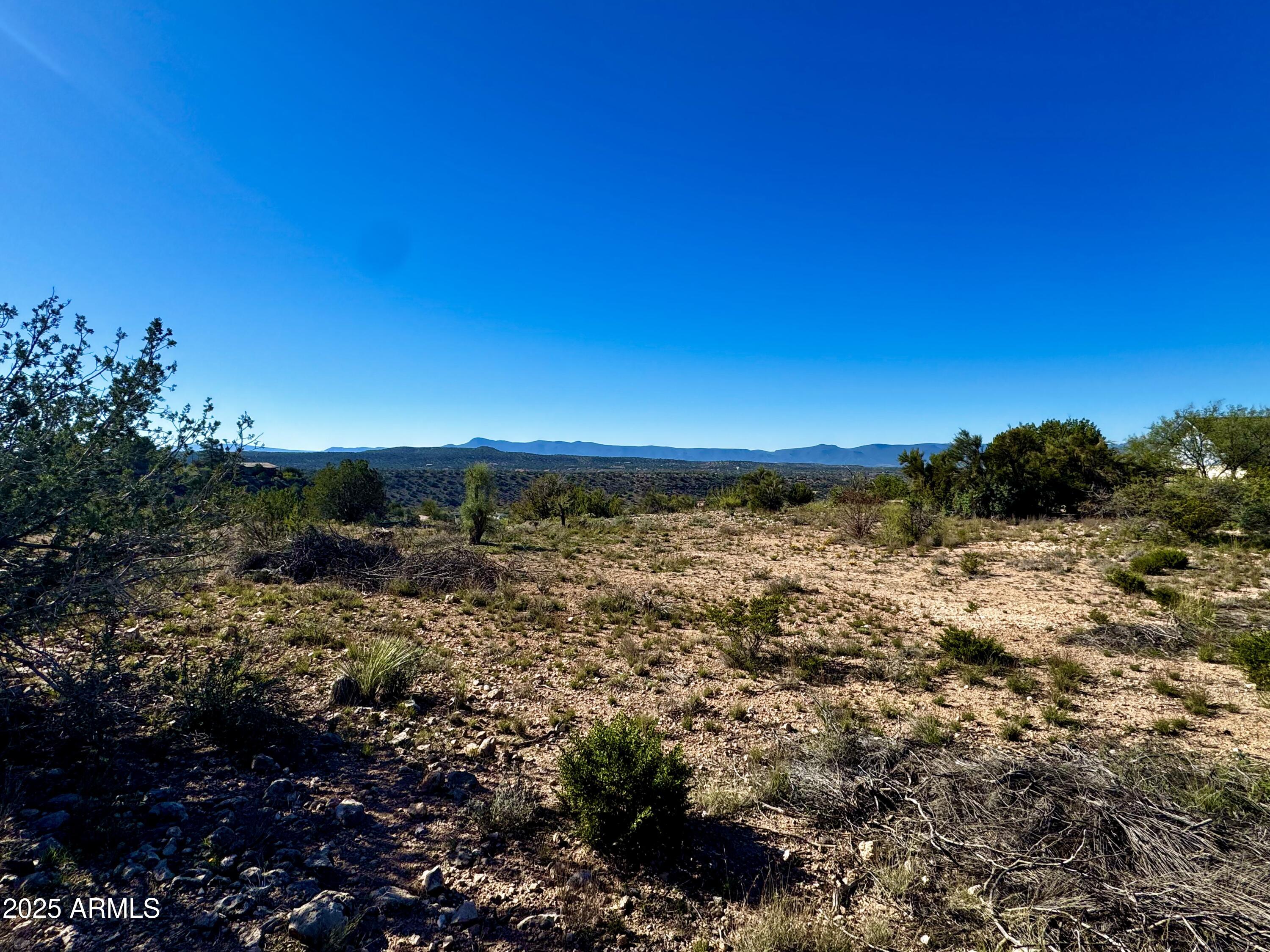 4430 East Geronimo Road, Unit 117 Rimrock, AZ 86335 - Photo 5 of 10 a view of a large building