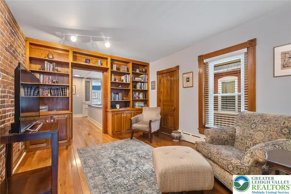 $295,000 | 132 North 11th Street, Allentown, PA 18102