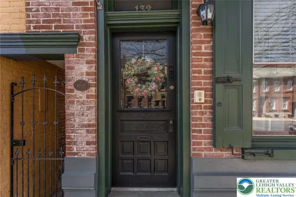 $295,000 | 132 North 11th Street, Allentown, PA 18102