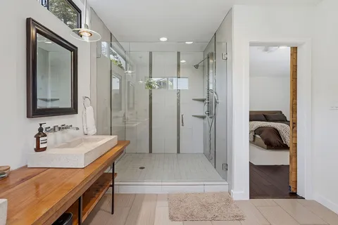 $4,500 | 2704 East 4th Street, Austin, TX 78702