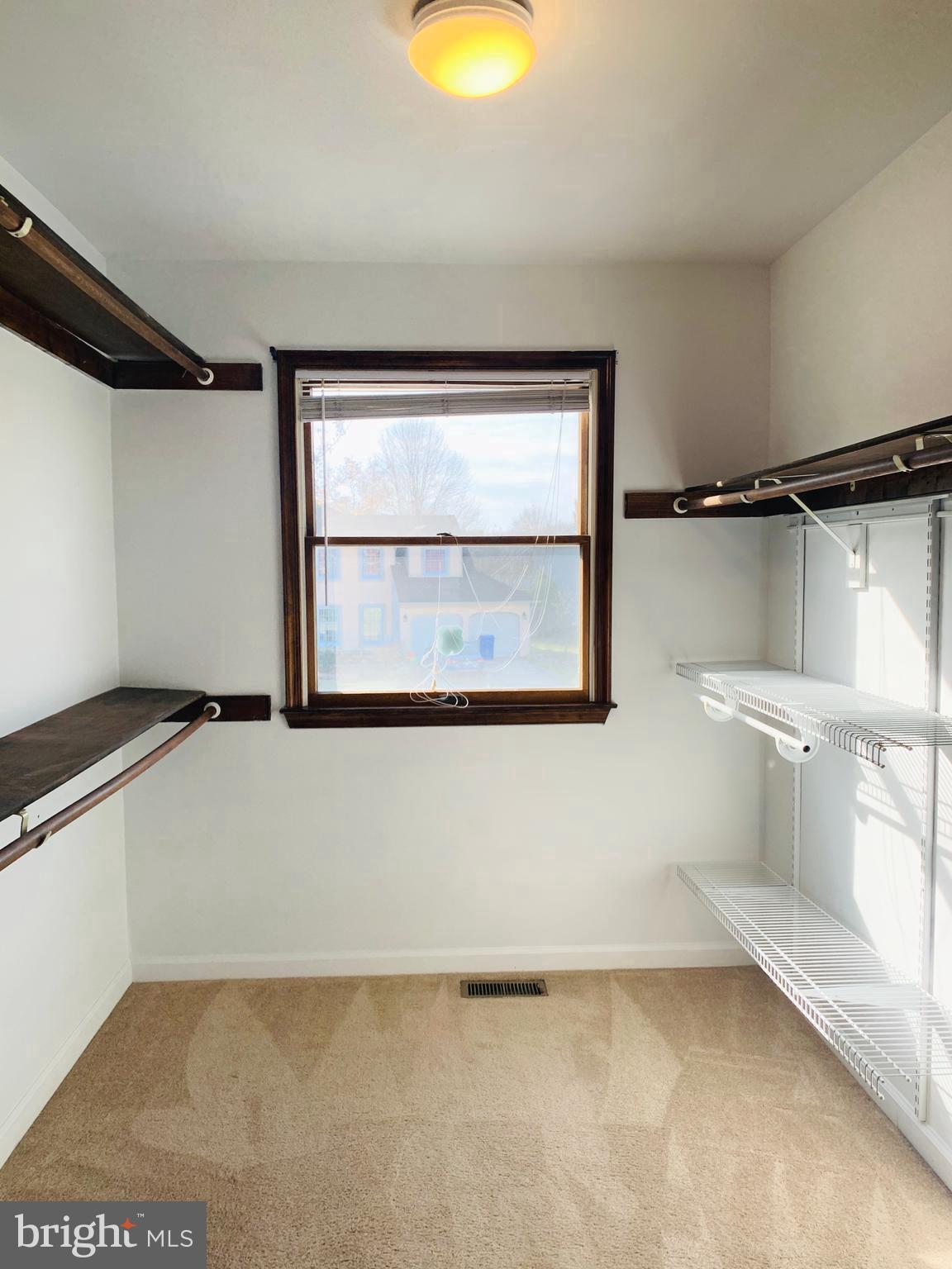 36 Manchester Road Mount Holly, NJ 08060 - Photo 21 of 31 MASTER CLOSET