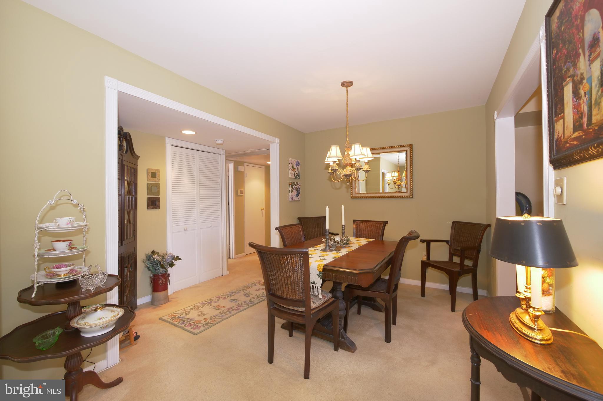 17802 Buehler Road, Unit 137 Olney, MD 20832 - Photo 7 of 31 Dining Area