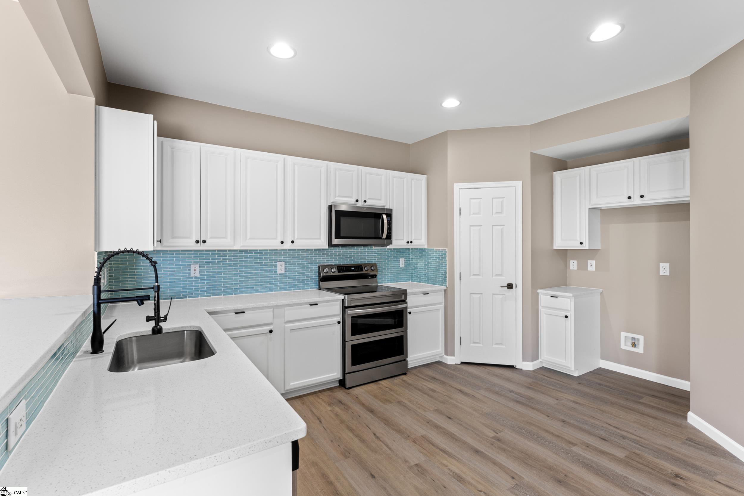 424 Sweeny Court Boiling Springs, SC 29316 - Photo 14 of 50 Gallery Image 14