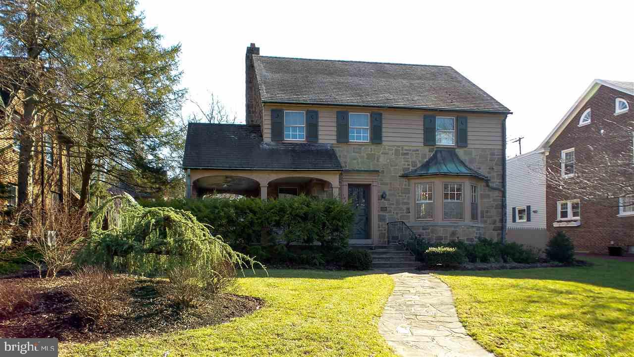 146 Springdale Road York, PA 17403 - Photo 3 of 36 Gallery Image 3