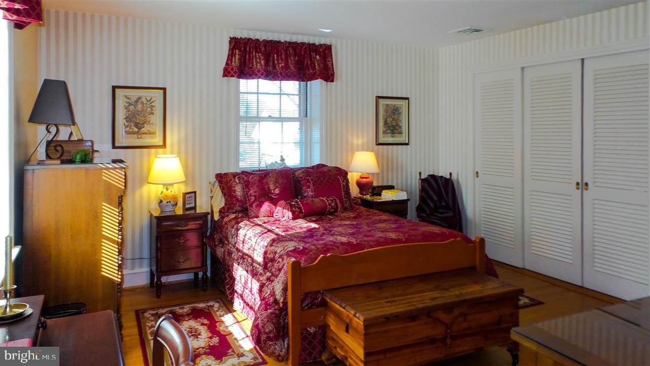 146 Springdale Road York, PA 17403 - Photo 21 of 36 Gallery Image 21
