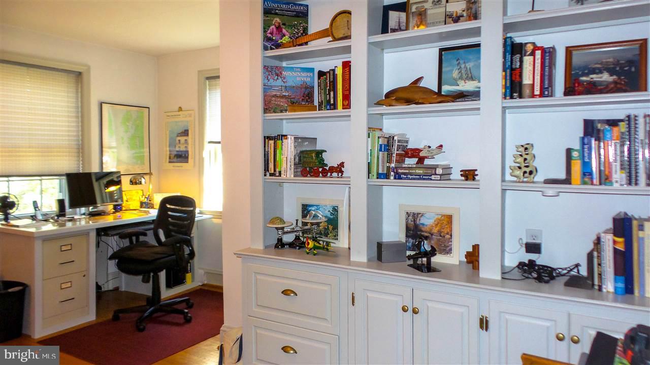 146 Springdale Road York, PA 17403 - Photo 24 of 36 Gallery Image 24