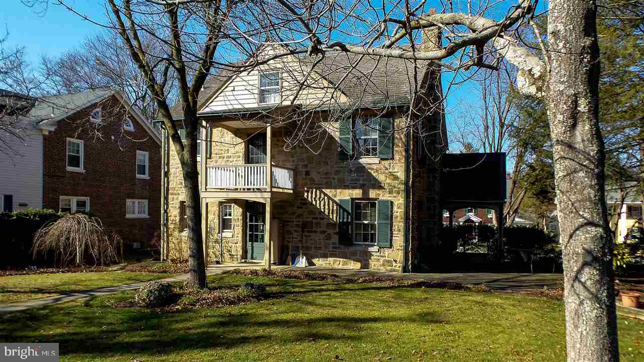 146 Springdale Road York, PA 17403 - Photo 4 of 36 Gallery Image 4