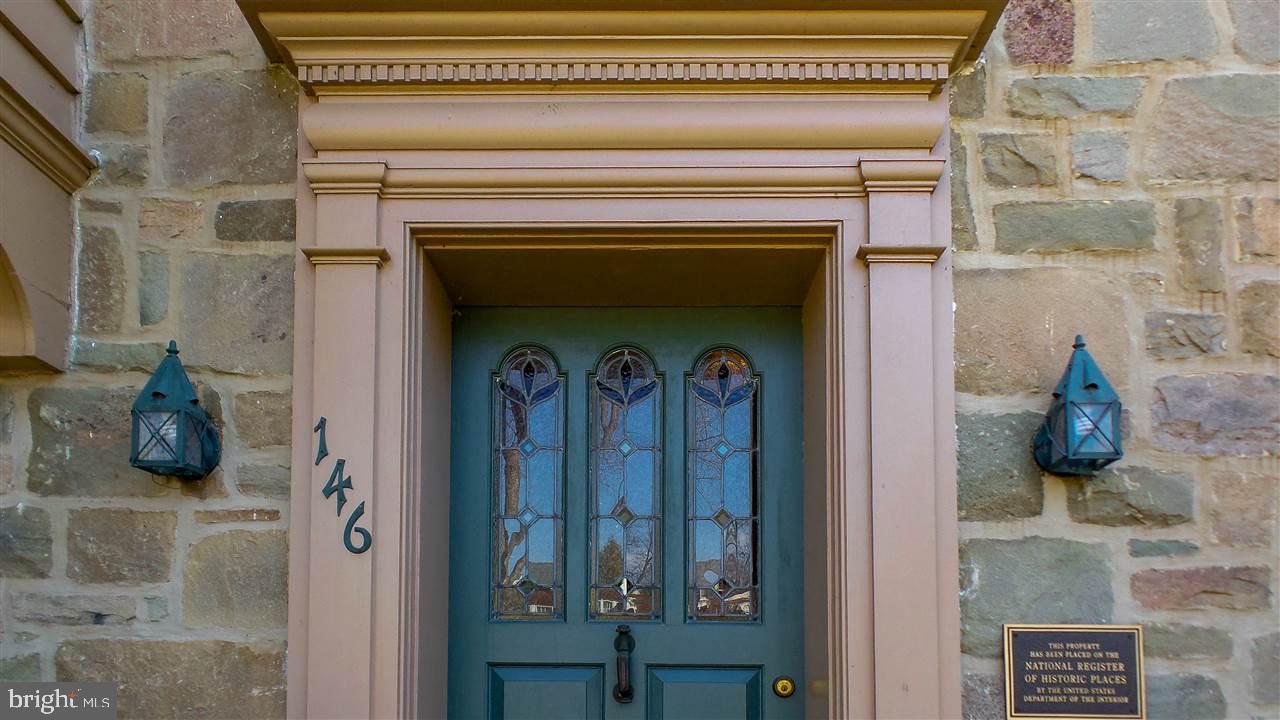146 Springdale Road York, PA 17403 - Photo 8 of 36 Gallery Image 8