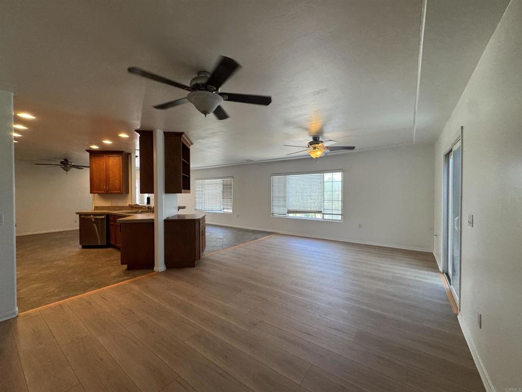 9112 Pinzolo Lakeside, CA 92040 - Photo 11 of 19