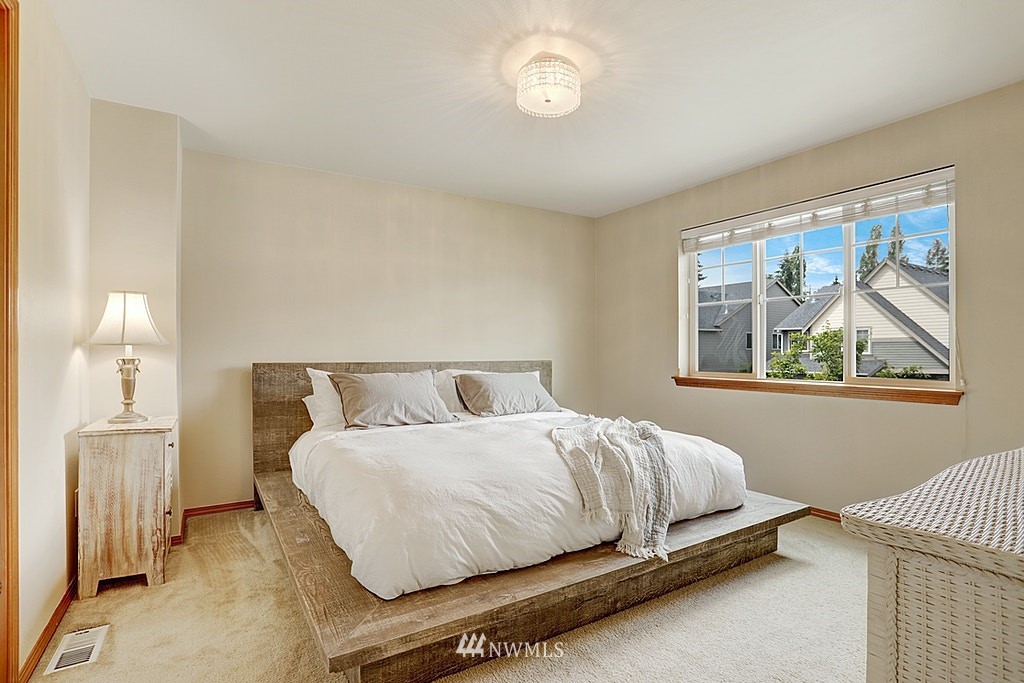11705 Southeast 189th Place Renton, WA 98058 - Photo 11 of 25 Gallery Image 11