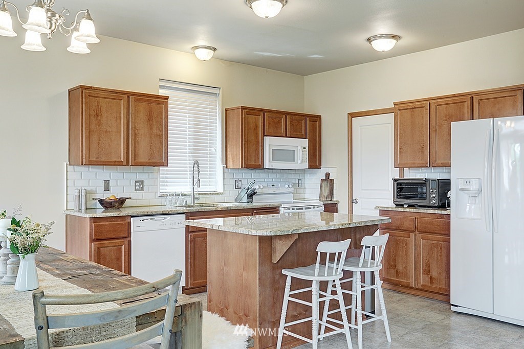 11705 Southeast 189th Place Renton, WA 98058 - Photo 14 of 25 Gallery Image 14