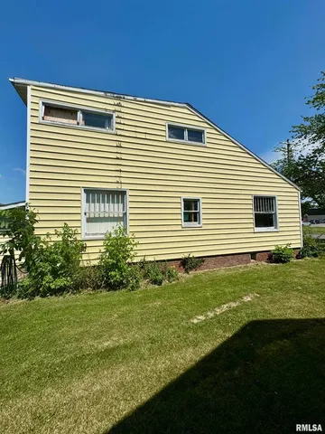 $25,000 | 1003 East Main Street, West Frankfort, IL 62896