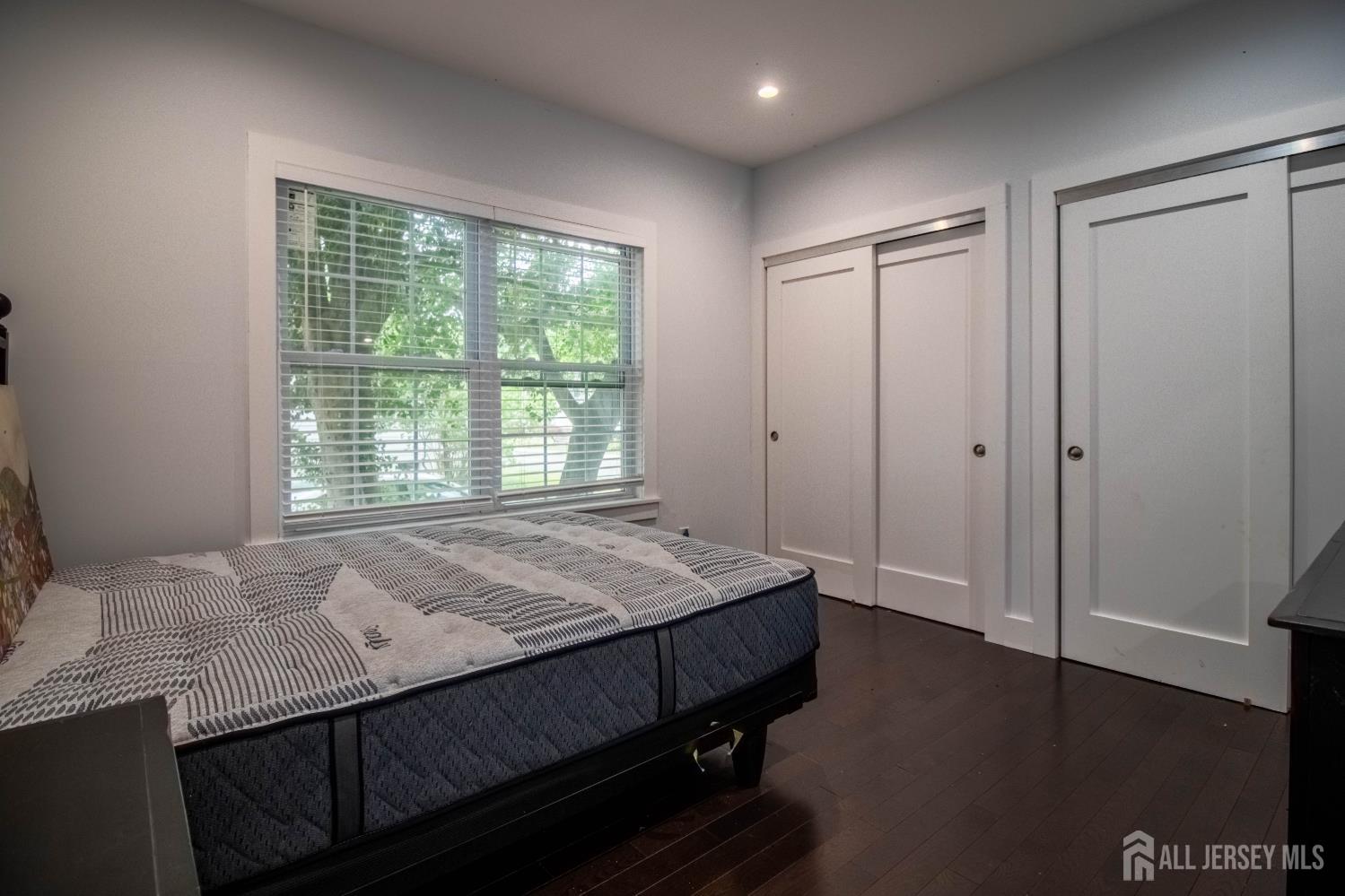 164 Riva Avenue Milltown, NJ 08850 - Photo 8 of 17