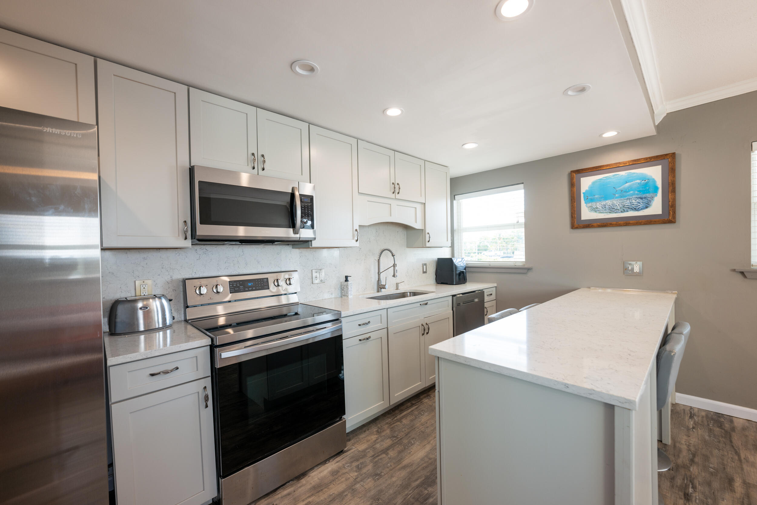 201 Coppitt Road, Unit 201A Key West, FL 33040 - Photo 3 of 20 3.1-210 Coppit Rd 201A-21