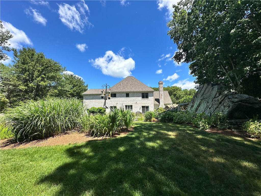 13 West Butterfly Way Lincoln, RI 02865 - Photo 7 of 49