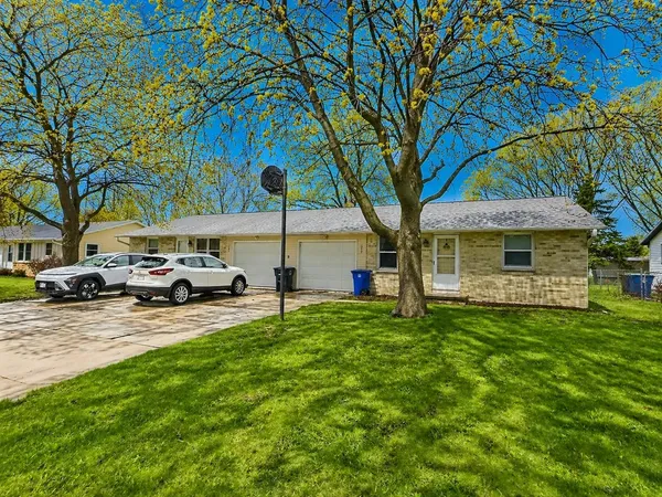 $399,900 | 1665 West Paulson Road, Green Bay, WI 54313