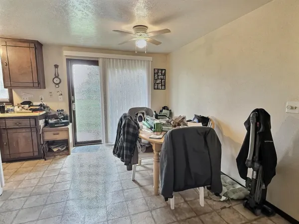$399,900 | 1665 West Paulson Road, Green Bay, WI 54313