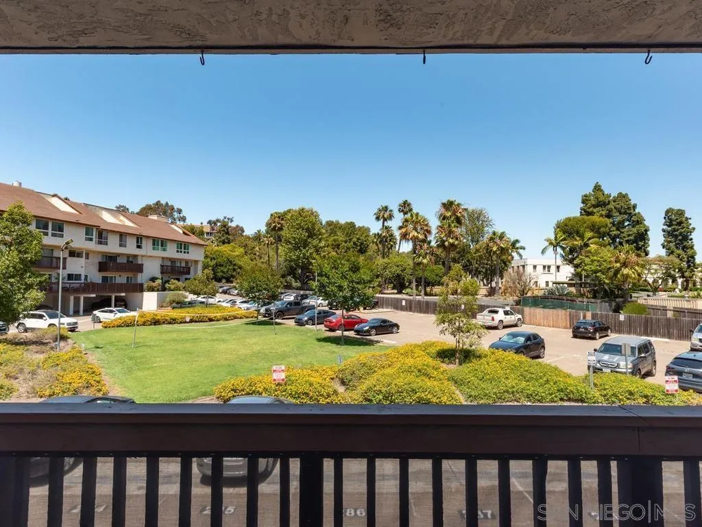 6171 Rancho Mission Road, Unit 113 San Diego, CA 92108 - Photo 8 of 30