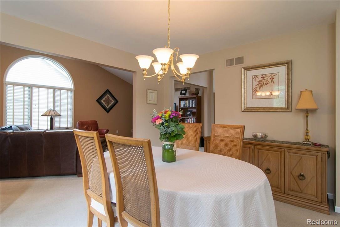 17376 Cross Winds Road Livonia, MI 48152 - Photo 21 of 61 DSC_1188.jpg