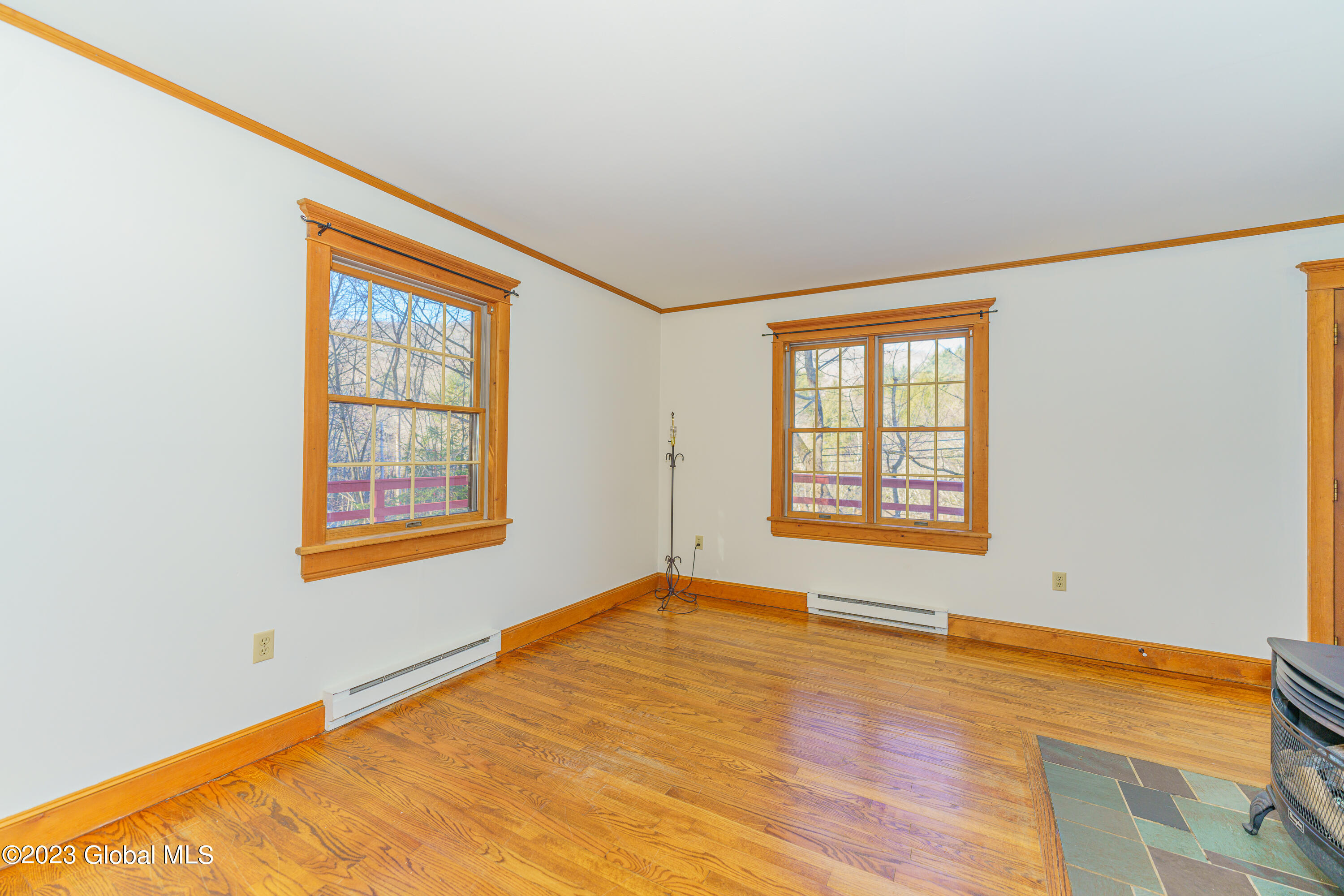 2668 Plank Road Berlin, NY 12022 - Photo 14 of 50 1 Livingroom 4