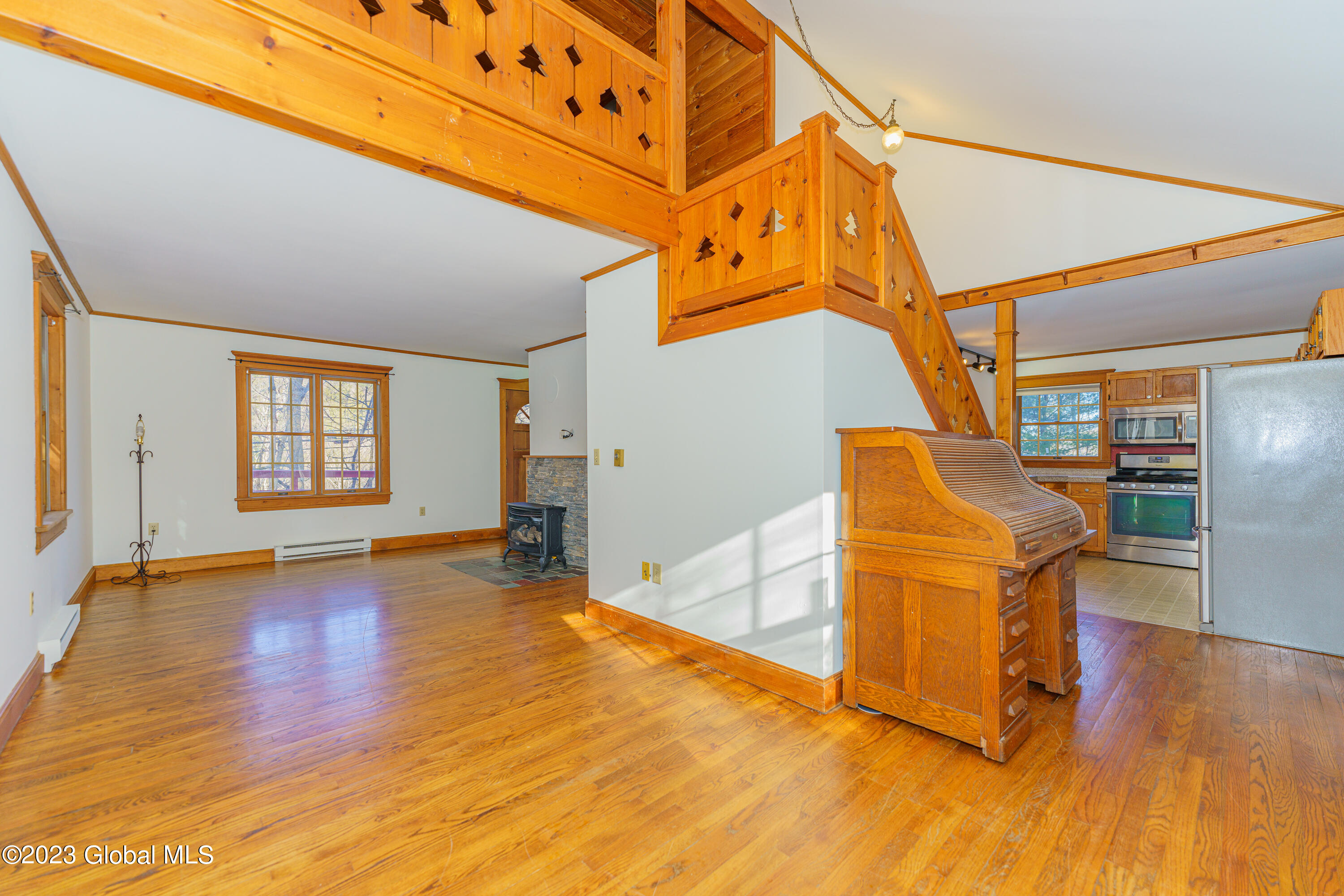 2668 Plank Road Berlin, NY 12022 - Photo 17 of 50 1 Livingroom 7
