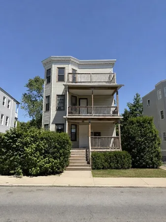 $3,200 | 42 Greenwood Street, Unit 3, Boston, MA 02121