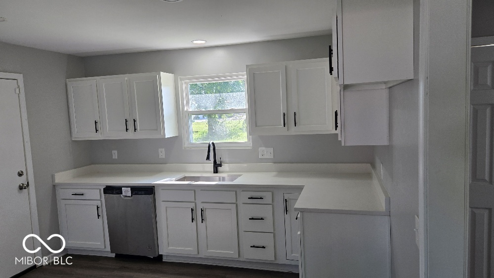 4155 Senour Road Indianapolis, IN 46239 - Photo 11 of 20 Gallery Image 11