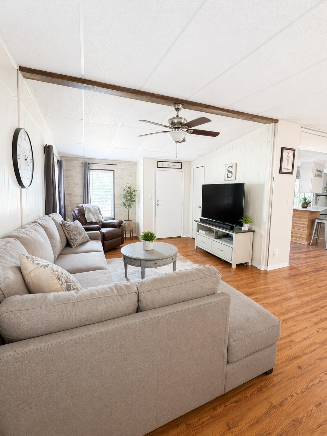 406 Horse Creek Road Leesville, SC 29070 - Photo 12 of 19 livingroom