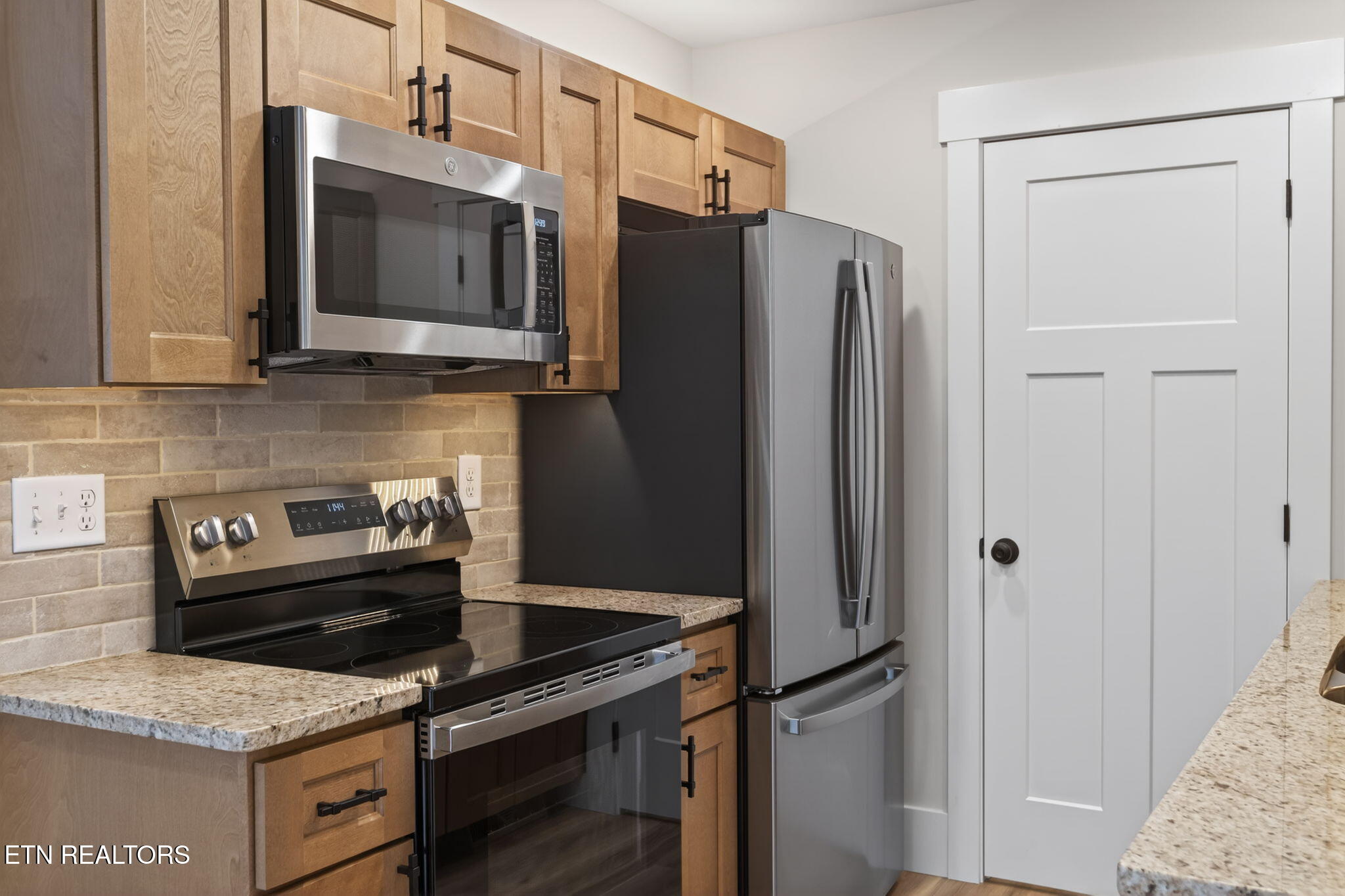 357 Beechwood Lane Clinton, TN 37716 - Photo 12 of 22 8-web-or-mls-Beechwood-3677