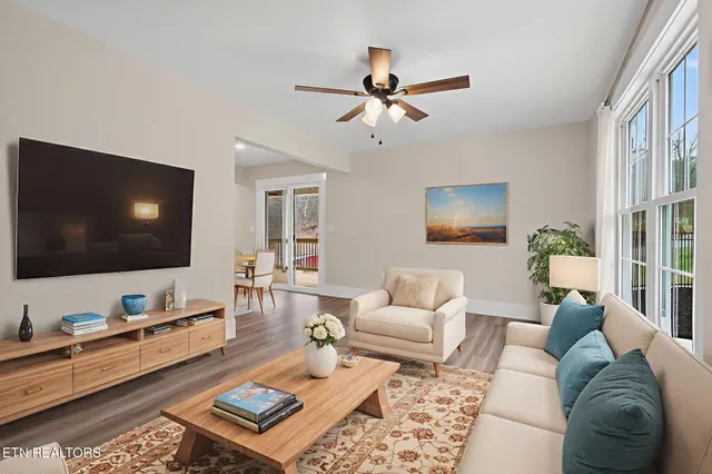 $369,900 | 357 Beechwood Lane, Clinton, TN 37716