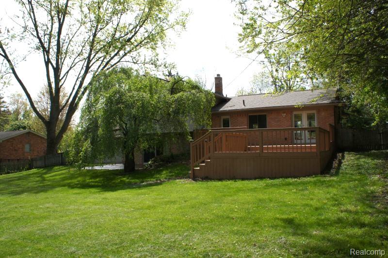 1616 Mark Hopkins Road Bloomfield Hills, MI 48302 - Photo 4 of 24