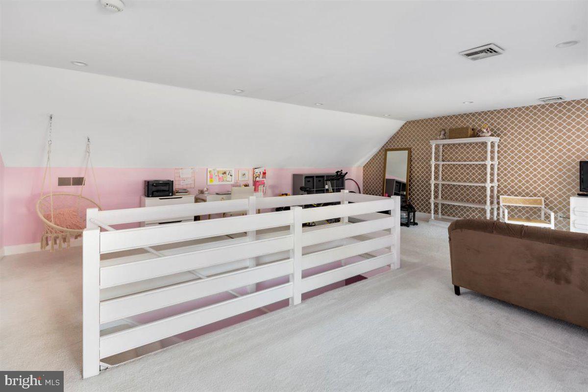2075 County Line Road Villanova, PA 19085 - Photo 40 of 46 Third Floor Bonus Room