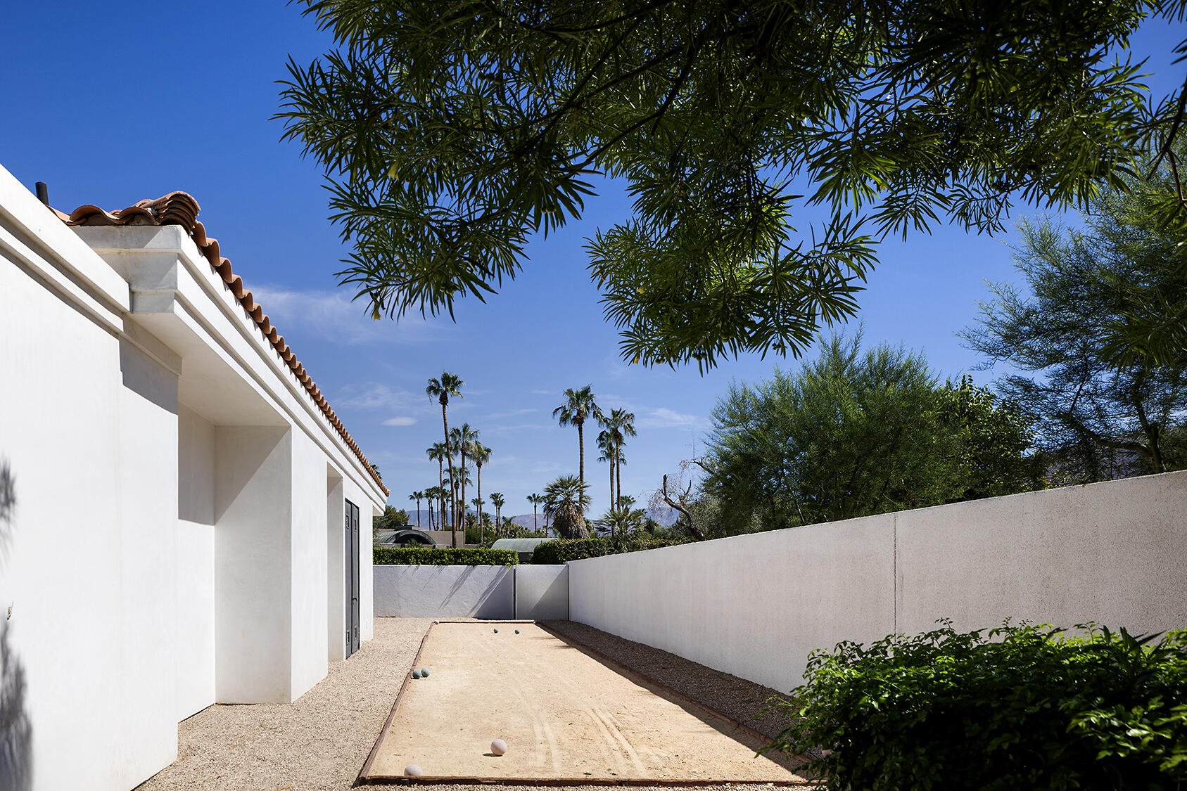 72355 Morningstar Road Rancho Mirage, CA 92270 - Photo 47 of 50 a view of outdoor space and yard