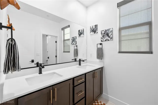 $999,000 | 3364 Ponicelli Lane, Henderson, NV 89044