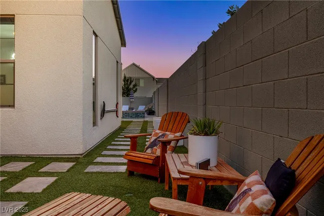 $999,000 | 3364 Ponicelli Lane, Henderson, NV 89044