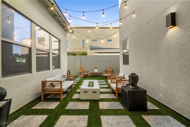 $999,000 | 3364 Ponicelli Lane, Henderson, NV 89044