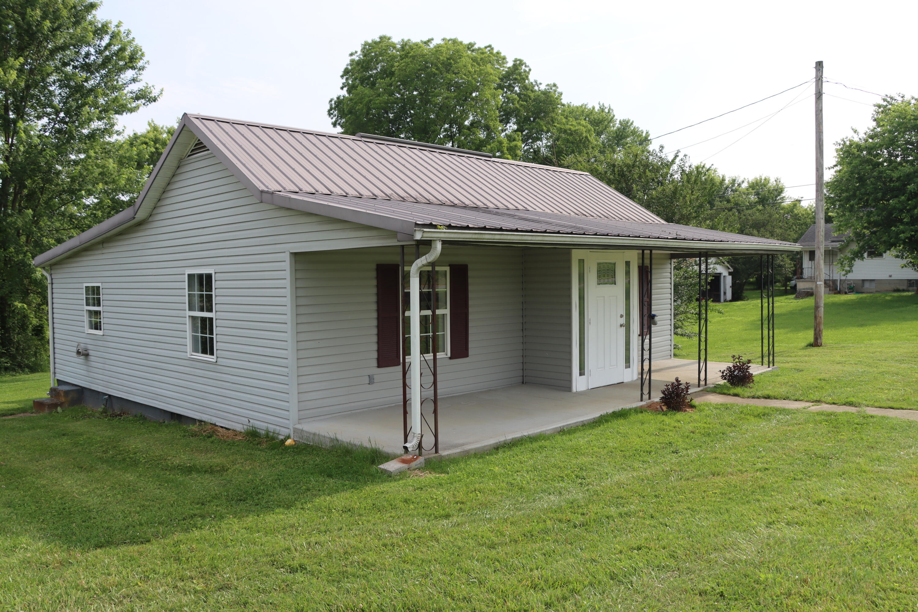 2721 Ringgold Road Somerset, KY 42503 - Photo 2 of 27 IMG_3964