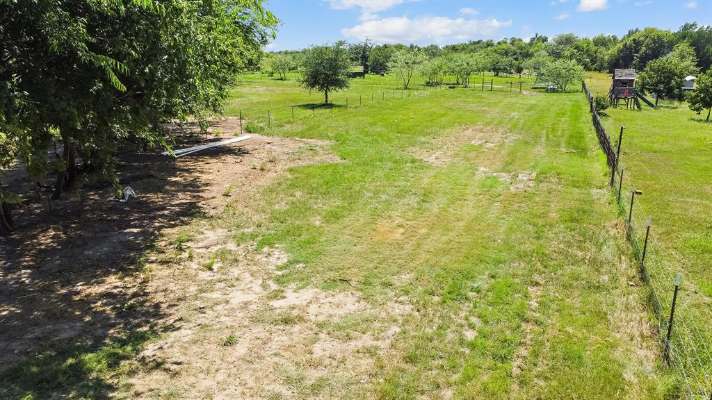 2797 County Road 3417 Wills Point, TX 75169 - Photo 9 of 22 a view of an ocean view