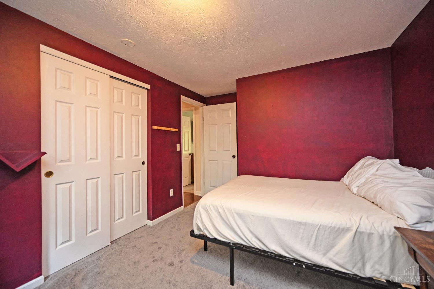 2590 Hunt Road Cincinnati, OH 45236 - Photo 29 of 59