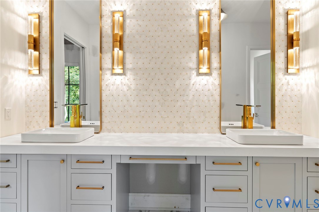 4764 Gooden Trail Quinton, VA 23141 - Photo 6 of 50 Bathroom with double vanity