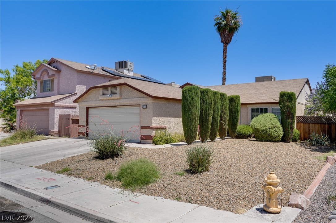 2130 Bowstring Drive Las Vegas, NV 89142 - Photo 2 of 26