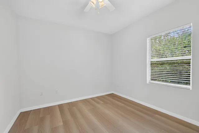 $2,300 | 513 Talia Circle, Palm Springs, FL 33461