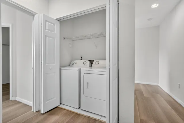 $2,300 | 513 Talia Circle, Palm Springs, FL 33461