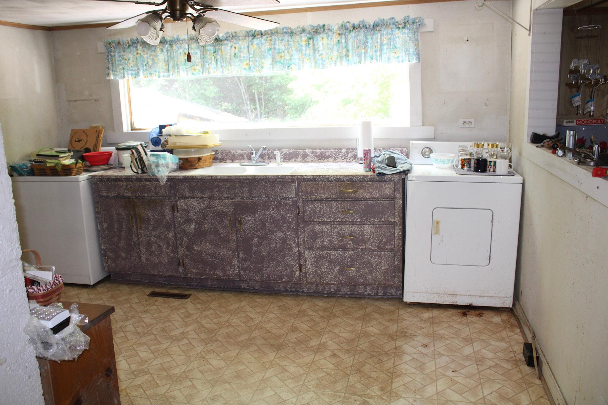 6097 Blue Ridge Turnpike Fincastle, VA 24090 - Photo 4 of 14 1000326535