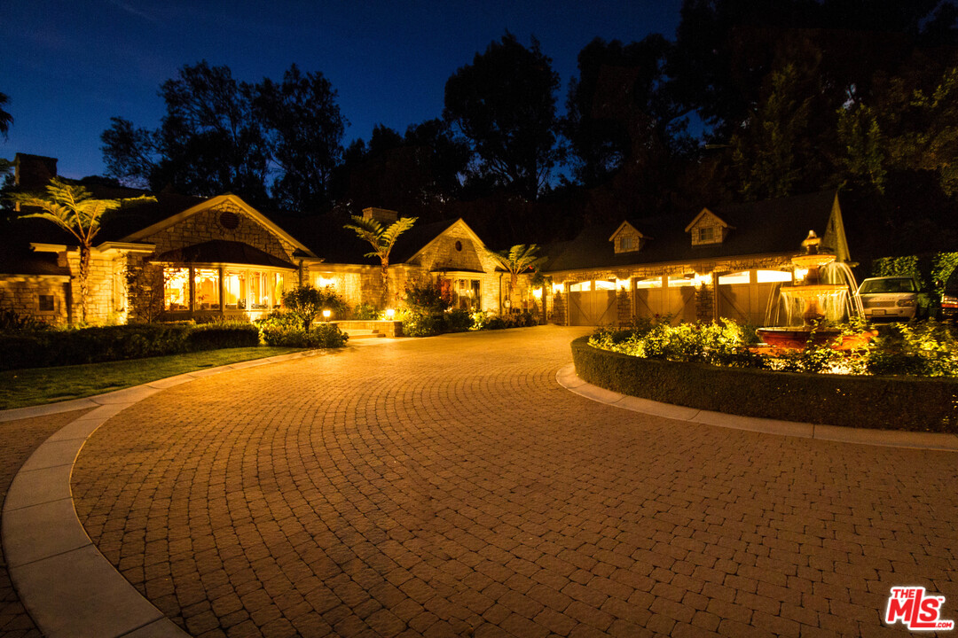 9996 Sunset Boulevard Beverly Hills, CA 90210 - Photo 30 of 31