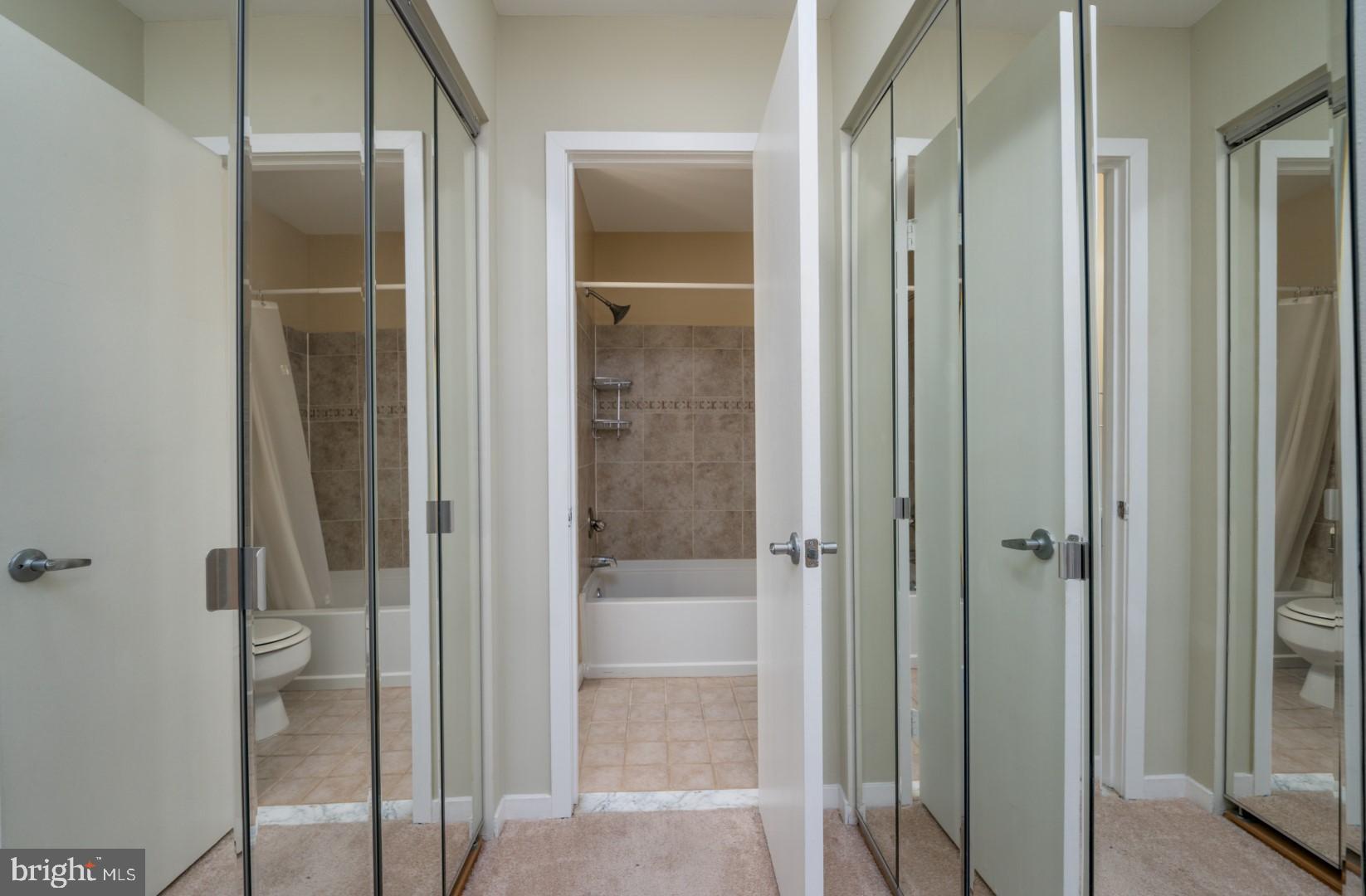 35 Andrew Place, Unit R112 Baltimore, MD 21201 - Photo 24 of 27