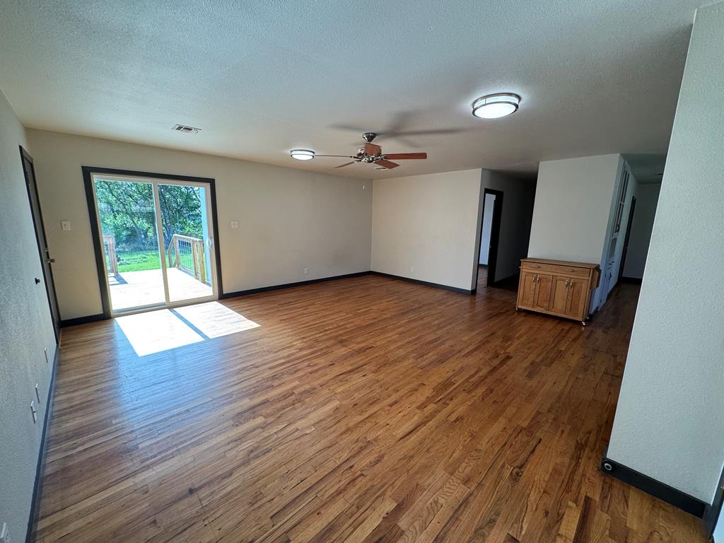 2078 Lower Crabapple Road Fredericksburg, TX 78624 - Photo 11 of 44